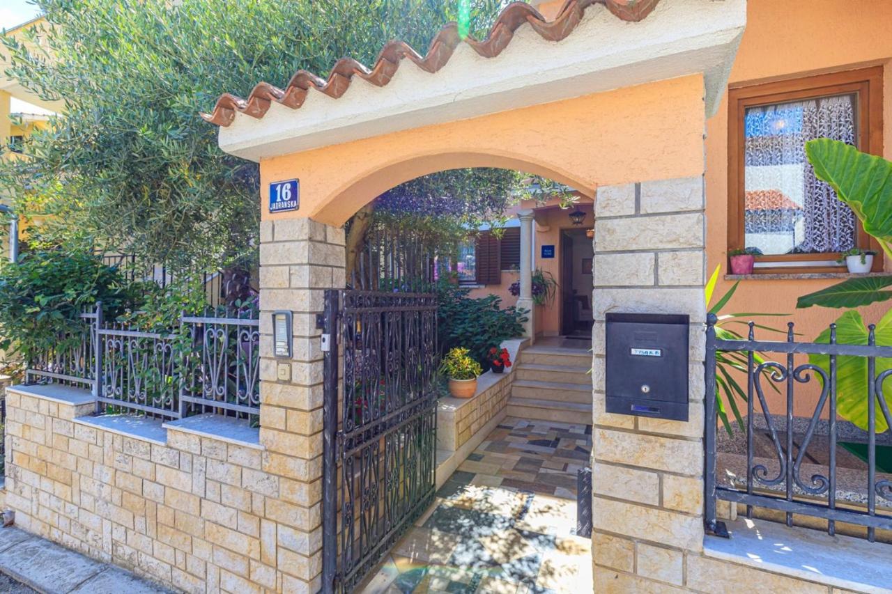 Apartments Barica ヴルサル エクステリア 写真